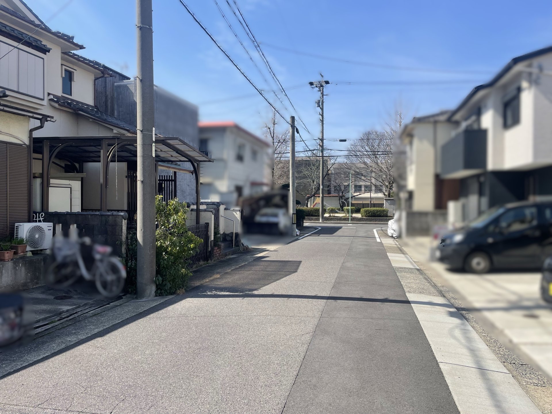 前面道路含む外観