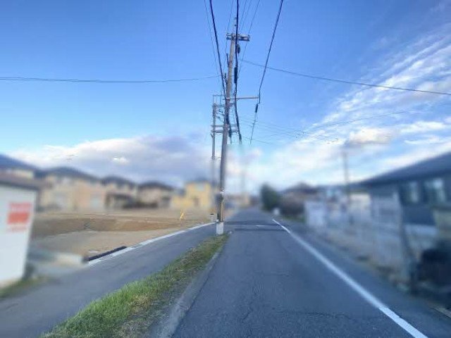 前面道路含む外観