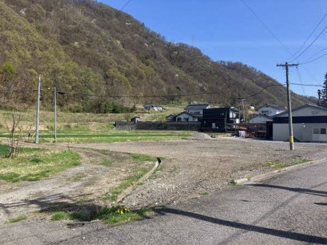 前面道路含む外観