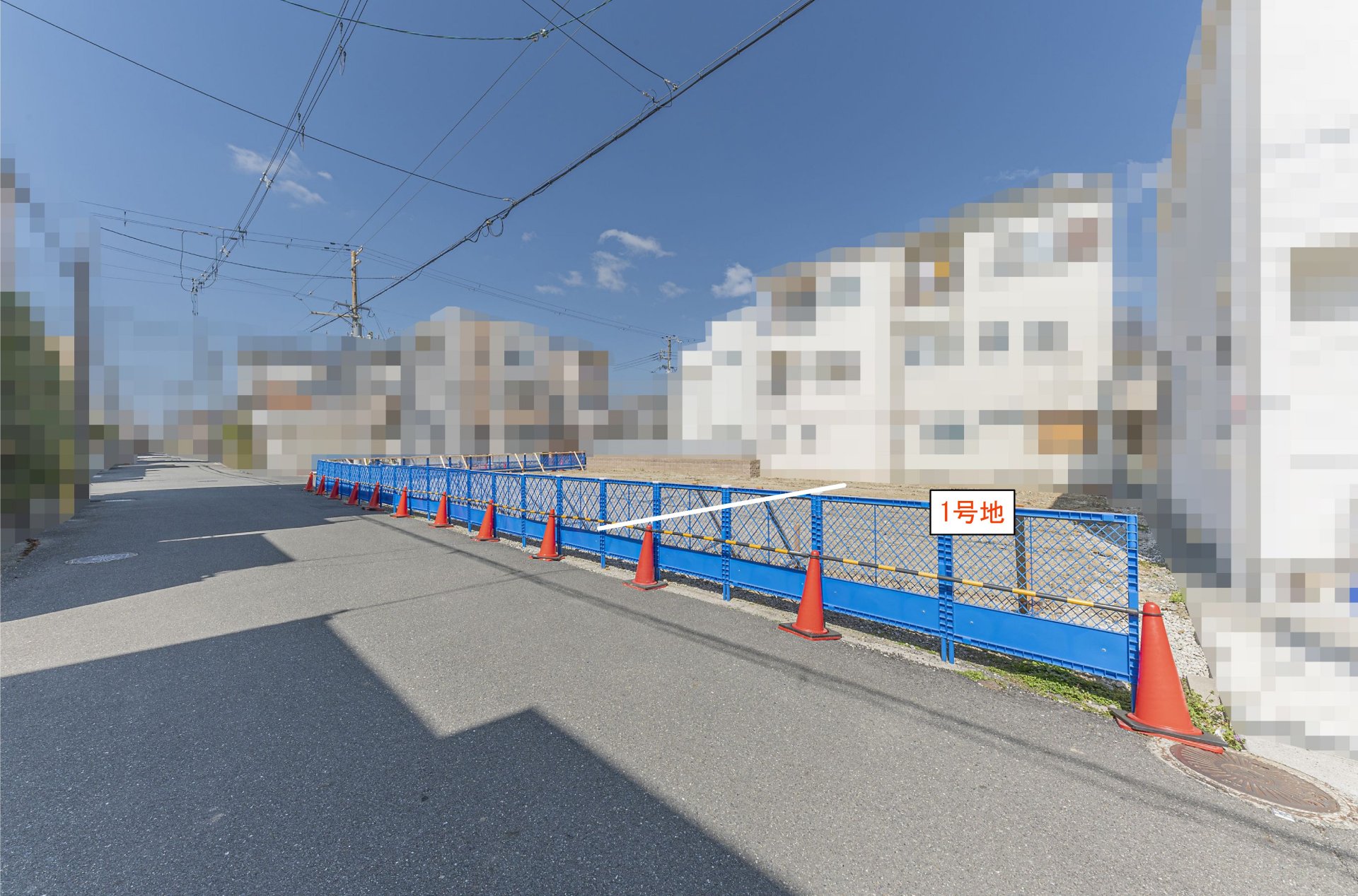 前面道路含む外観