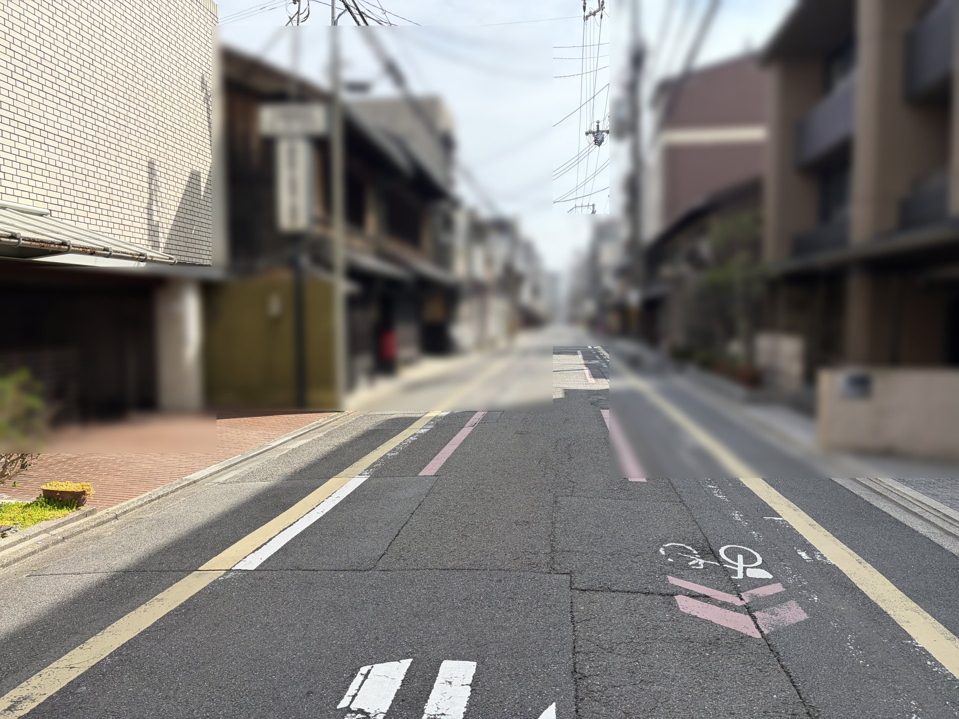 前面道路含む外観