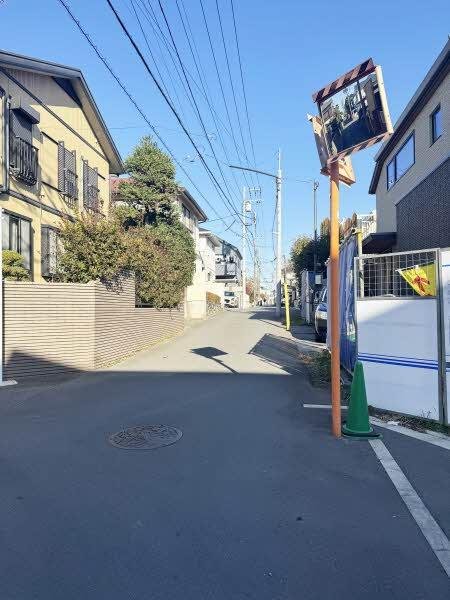 前面道路含む外観