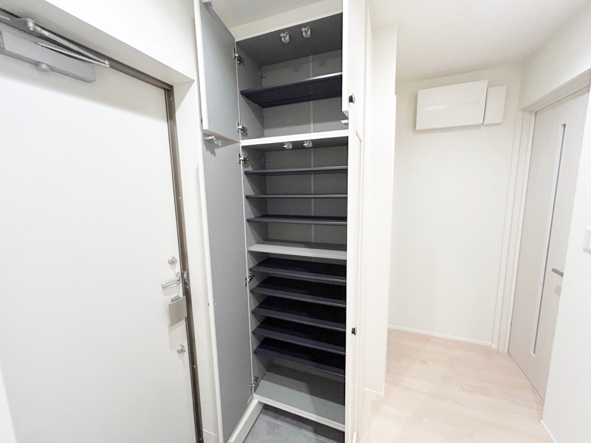 お部屋探しは株式会社 タウンハウジング までお気軽にお問合せ下さい。
クレジットカード決済・首都圏を中心直営143店舗 仲介件数全国2位の豊富な実績!諸費用・審査等・何でもご相談下さい。