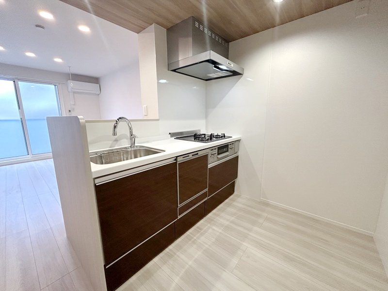 お部屋探しは株式会社 タウンハウジング までお気軽にお問合せ下さい。
クレジットカード決済・首都圏を中心直営143店舗 仲介件数全国2位の豊富な実績!諸費用・審査等・何でもご相談下さい。