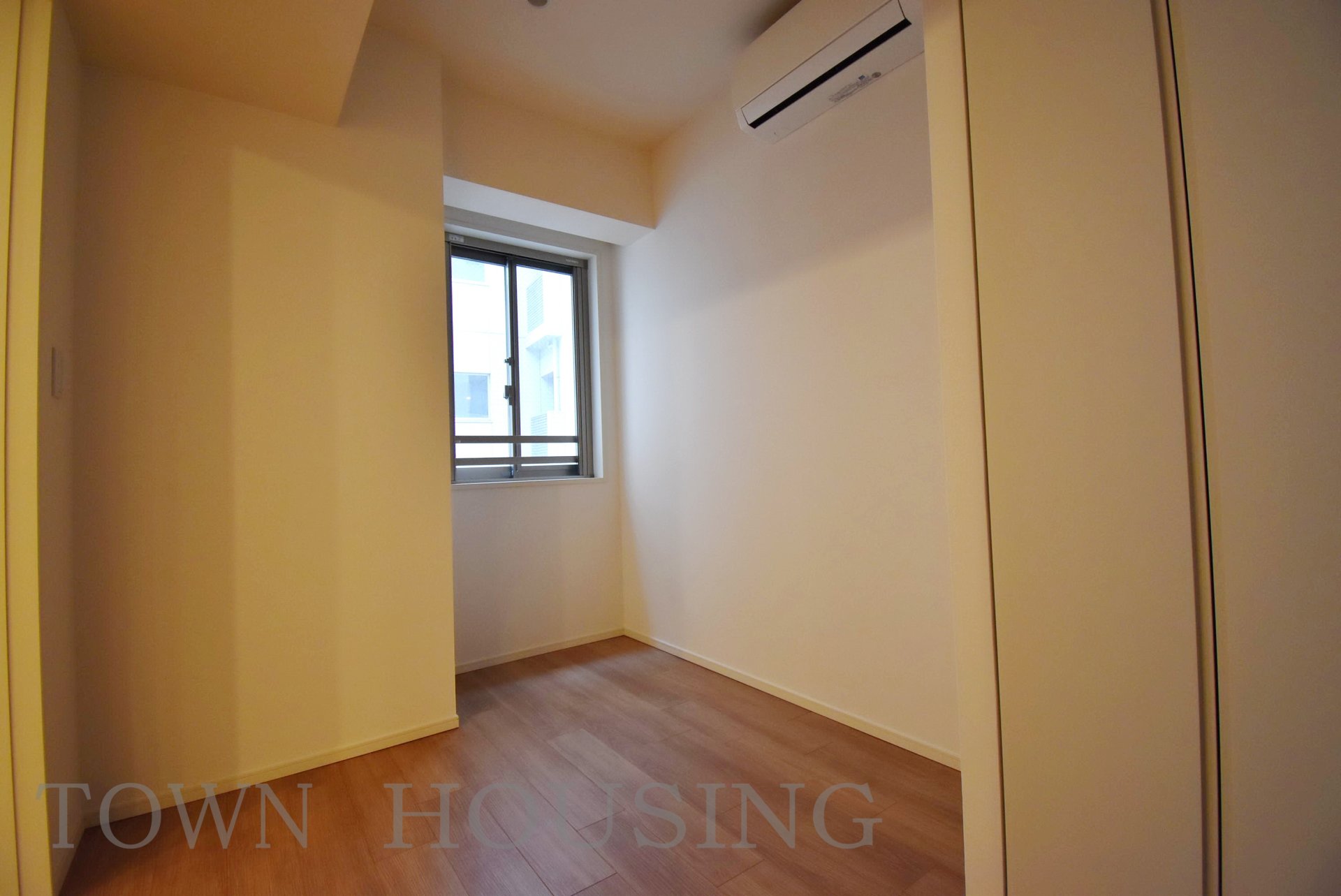 お部屋探しは株式会社 タウンハウジング までお気軽にお問合せ下さい。
クレジットカード決済・首都圏を中心直営143店舗 仲介件数全国2位の豊富な実績!諸費用・審査等・何でもご相談下さい。