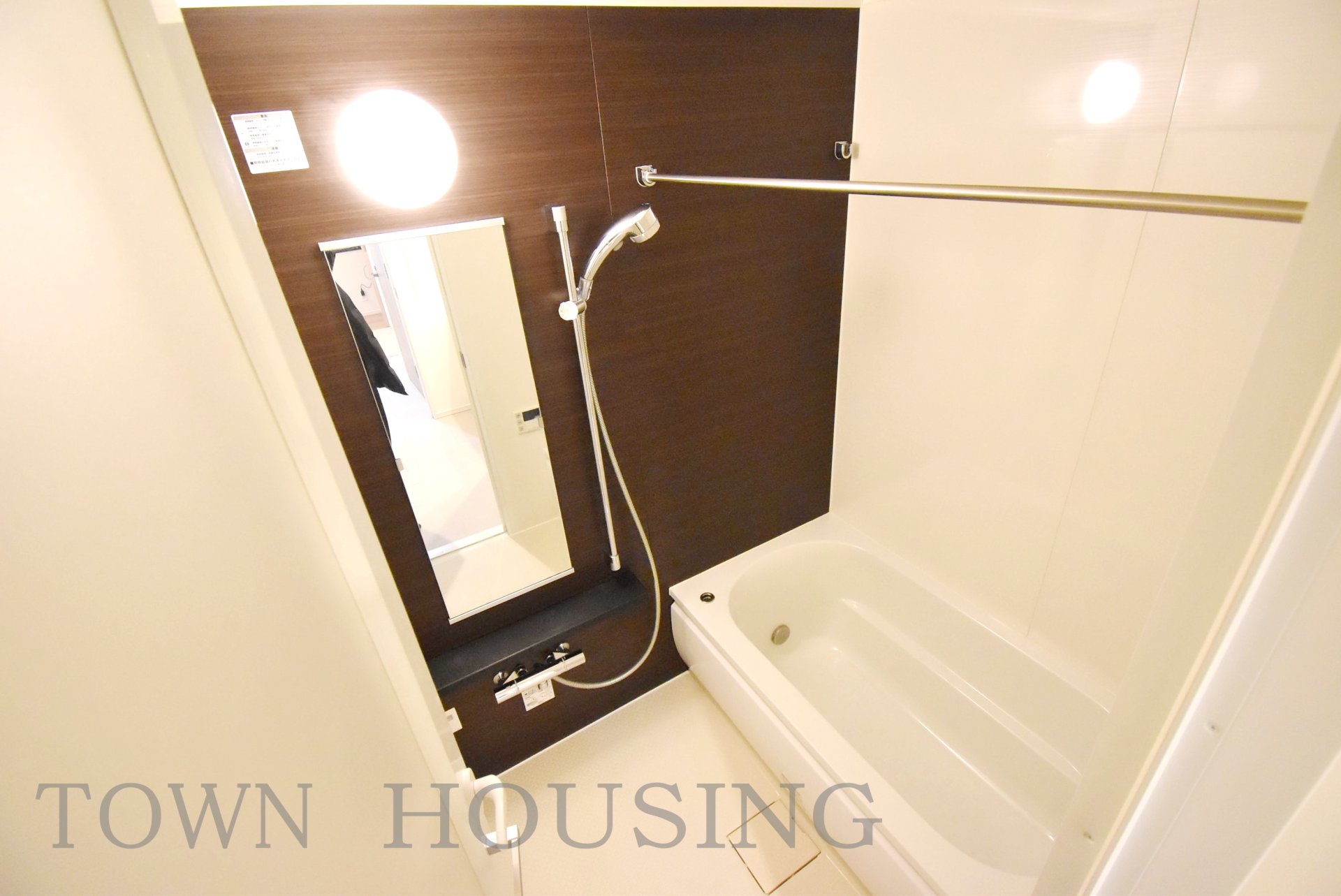 お部屋探しは株式会社 タウンハウジング までお気軽にお問合せ下さい。
クレジットカード決済・首都圏を中心直営143店舗 仲介件数全国2位の豊富な実績!諸費用・審査等・何でもご相談下さい。