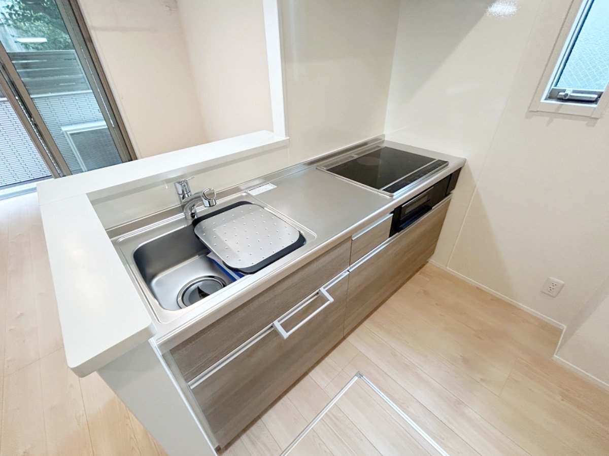 お部屋探しは株式会社 タウンハウジング までお気軽にお問合せ下さい。
クレジットカード決済・首都圏を中心直営143店舗 仲介件数全国2位の豊富な実績!諸費用・審査等・何でもご相談下さい。