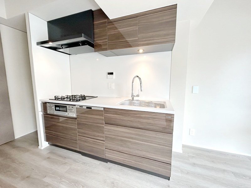 部屋探しは株式会社 タウンハウジング までお気軽にお問合せ下さい。
クレジットカード決済・首都圏を中心直営143店舗 仲介件数全国2位の豊富な実績!諸費用・審査等・何でもご相談下さい。