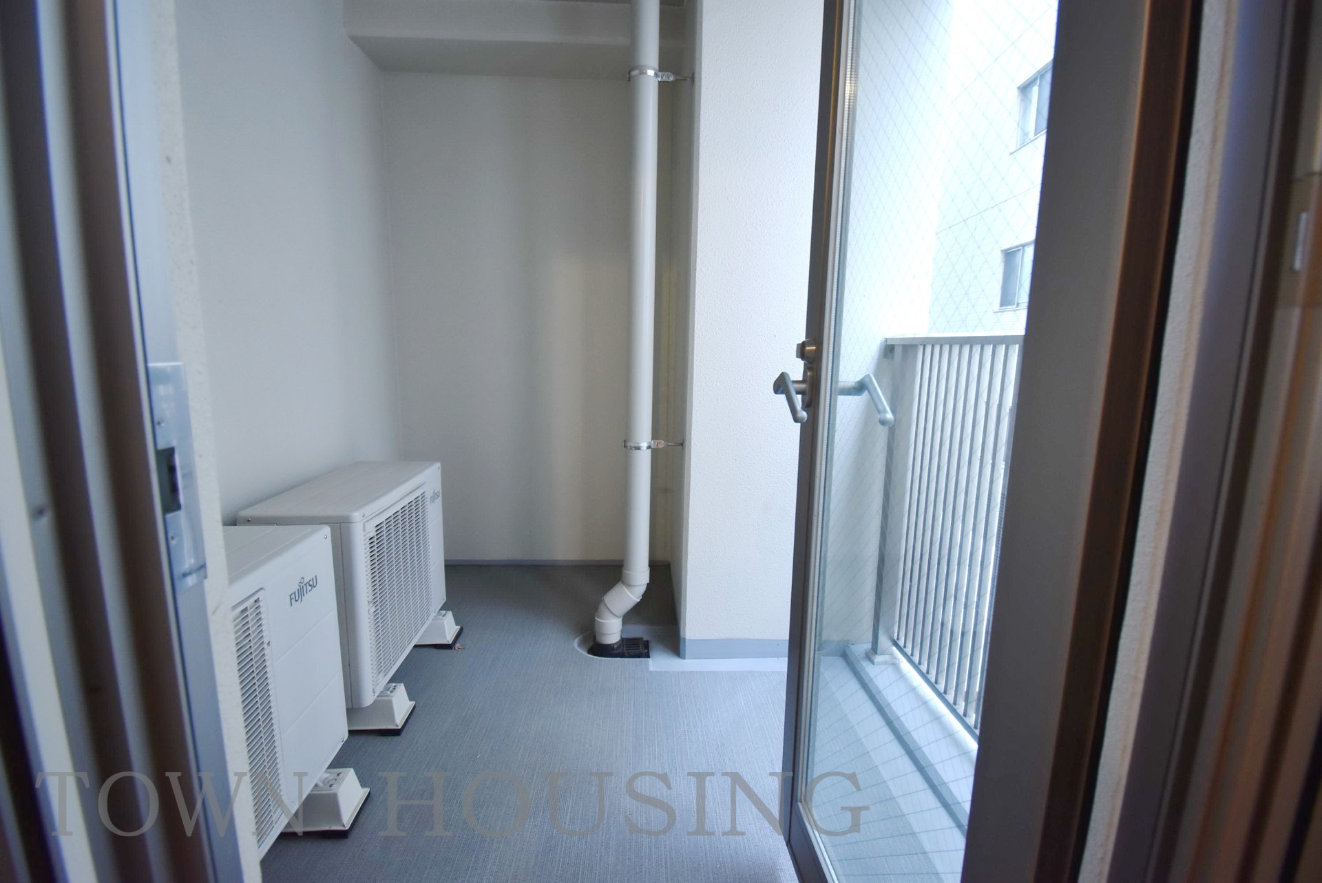 お部屋探しは株式会社 タウンハウジング までお気軽にお問合せ下さい。
クレジットカード決済・首都圏を中心直営143店舗 仲介件数全国2位の豊富な実績!諸費用・審査等・何でもご相談下さい。