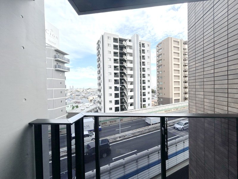 お部屋探しは株式会社 タウンハウジング までお気軽にお問合せ下さい。
クレジットカード決済・首都圏を中心直営143店舗 仲介件数全国2位の豊富な実績!諸費用・審査等・何でもご相談下さい。