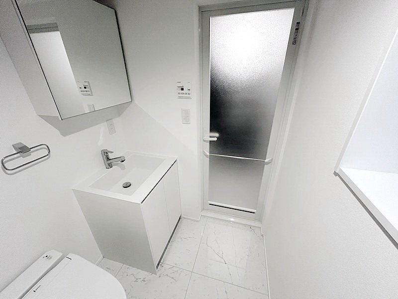 お部屋探しは株式会社 タウンハウジング までお気軽にお問合せ下さい。
クレジットカード決済・首都圏を中心直営143店舗 仲介件数全国2位の豊富な実績!諸費用・審査等・何でもご相談下さい。