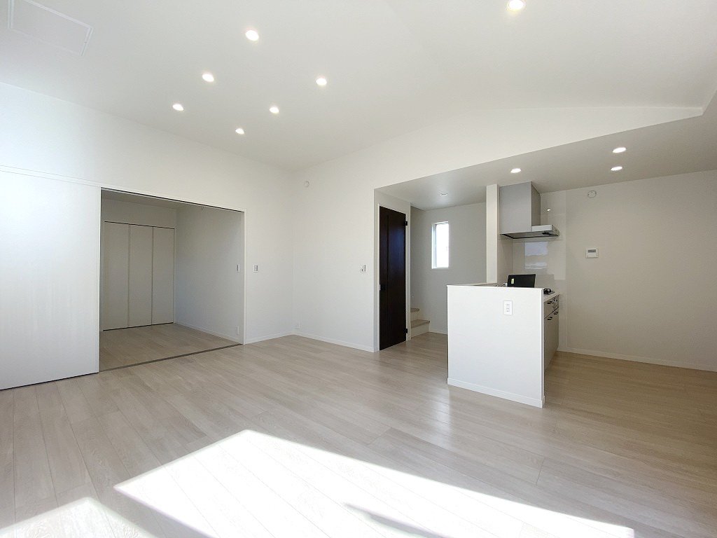 お部屋探しは株式会社 タウンハウジング までお気軽にお問合せ下さい。
クレジットカード決済・首都圏を中心直営143店舗 仲介件数全国2位の豊富な実績!諸費用・審査等・何でもご相談下さい。