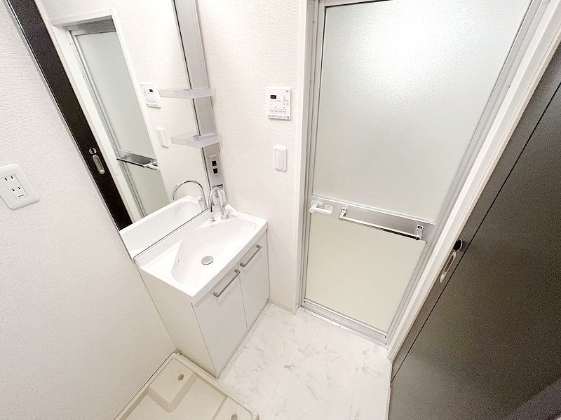 部屋探しは株式会社 タウンハウジング までお気軽にお問合せ下さい。
クレジットカード決済・首都圏を中心直営143店舗 仲介件数全国2位の豊富な実績!諸費用・審査等・何でもご相談下さい。