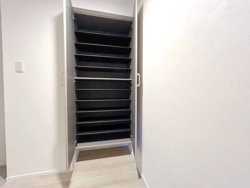 お部屋探しは株式会社 タウンハウジング までお気軽にお問合せ下さい。
クレジットカード決済・首都圏を中心直営143店舗 仲介件数全国2位の豊富な実績!諸費用・審査等・何でもご相談下さい。