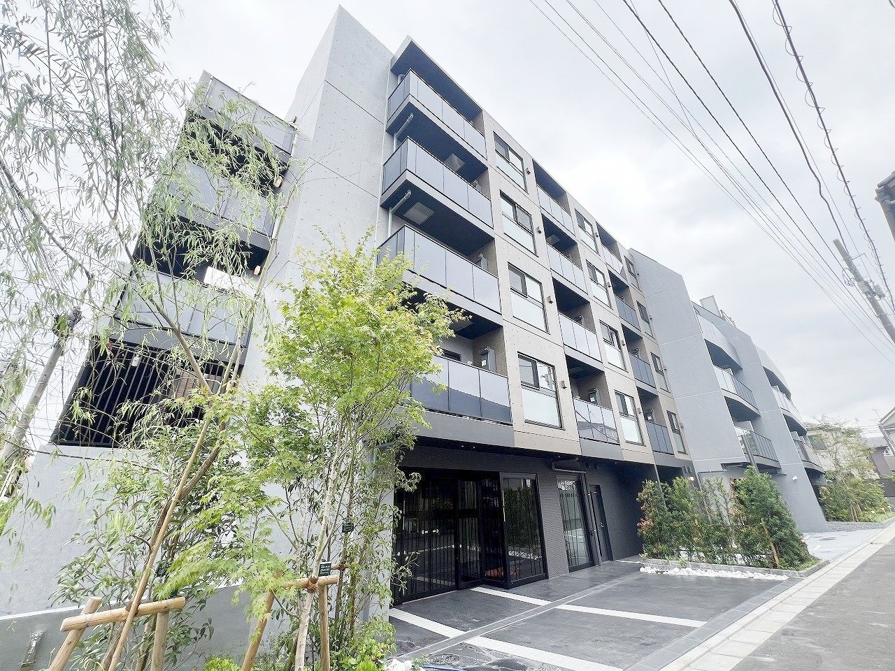 お部屋探しは株式会社 タウンハウジング までお気軽にお問合せ下さい。
クレジットカード決済・首都圏を中心直営143店舗 仲介件数全国2位の豊富な実績!諸費用・審査等・何でもご相談下さい。