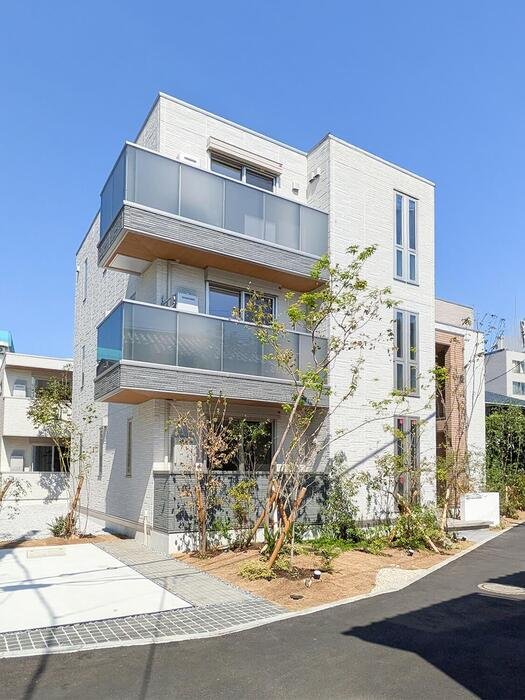 お部屋探しは株式会社 タウンハウジング までお気軽にお問合せ下さい。
クレジットカード決済・首都圏を中心直営143店舗 仲介件数全国2位の豊富な実績!諸費用・審査等・何でもご相談下さい。