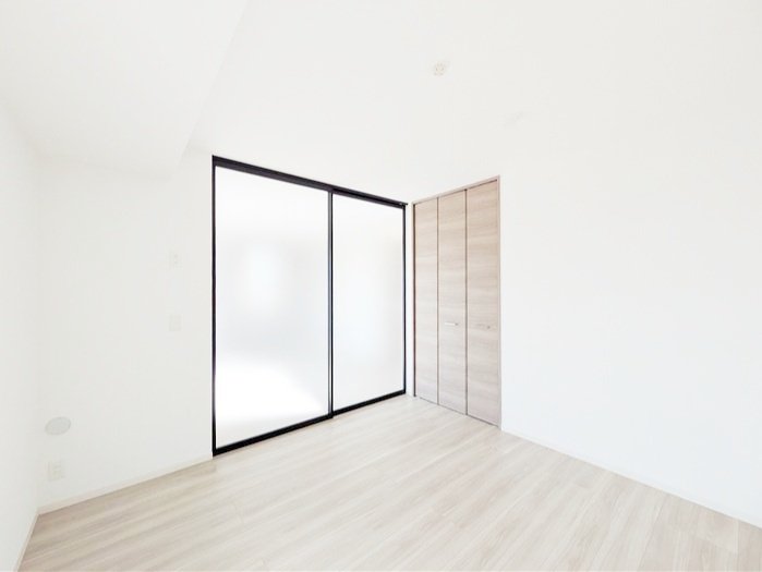 お部屋探しは株式会社 タウンハウジング までお気軽にお問合せ下さい。
クレジットカード決済・首都圏を中心直営143店舗 仲介件数全国2位の豊富な実績!諸費用・審査等・何でもご相談下さい。