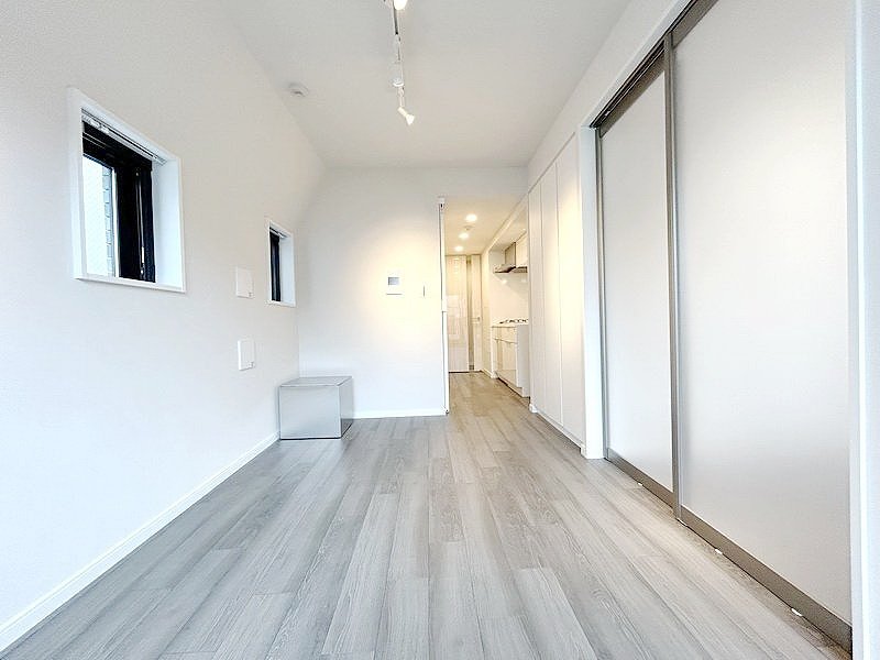 お部屋探しは株式会社 タウンハウジング までお気軽にお問合せ下さい。
クレジットカード決済・首都圏を中心直営143店舗 仲介件数全国2位の豊富な実績!諸費用・審査等・何でもご相談下さい。