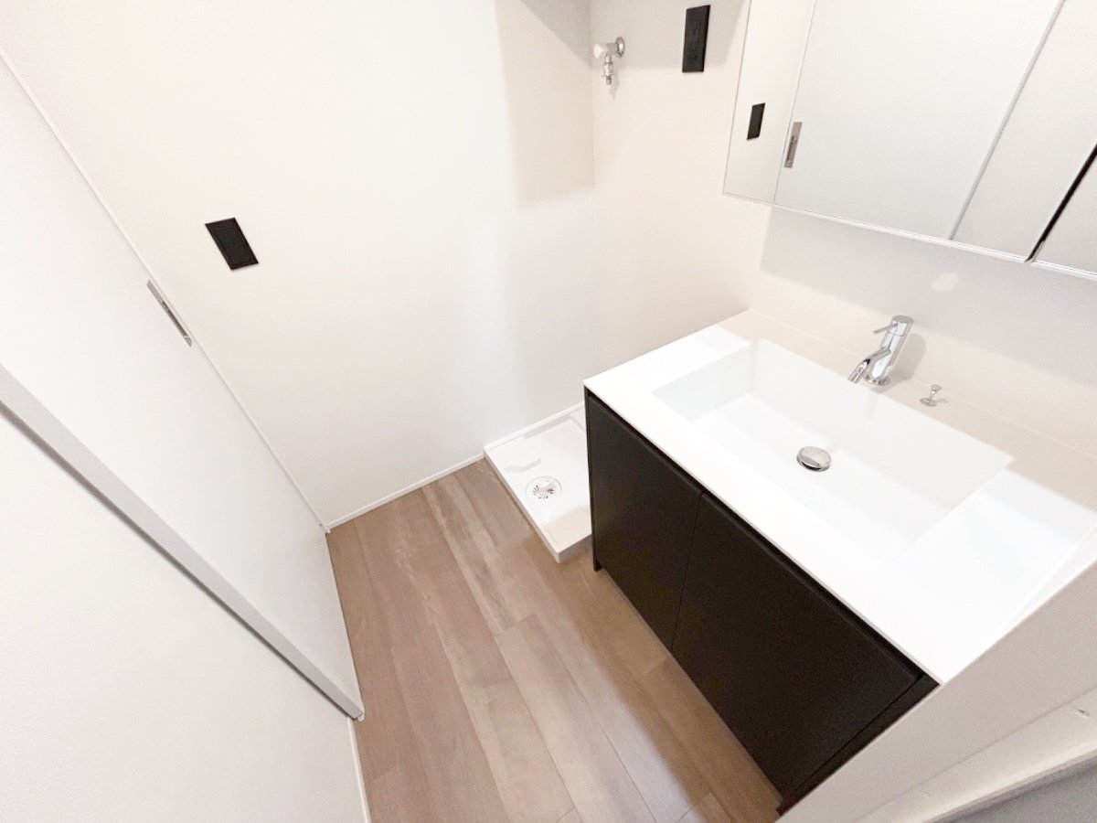 お部屋探しは株式会社 タウンハウジング までお気軽にお問合せ下さい。
クレジットカード決済・首都圏を中心直営143店舗 仲介件数全国2位の豊富な実績!諸費用・審査等・何でもご相談下さい。