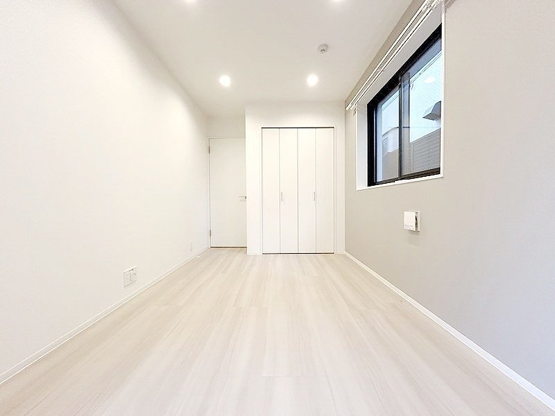 お部屋探しは株式会社 タウンハウジング までお気軽にお問合せ下さい。
クレジットカード決済・首都圏を中心直営143店舗 仲介件数全国2位の豊富な実績!諸費用・審査等・何でもご相談下さい。