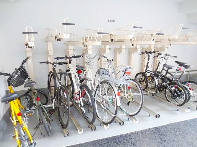 部屋探しは株式会社 タウンハウジング までお気軽にお問合せ下さい。
クレジットカード決済・首都圏を中心直営143店舗 仲介件数全国2位の豊富な実績!諸費用・審査等・何でもご相談下さい。