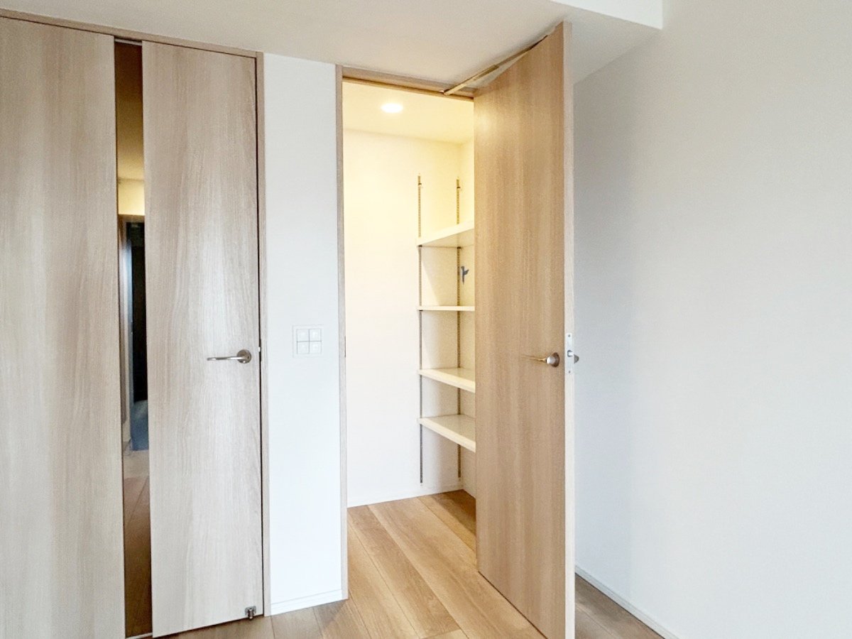 お部屋探しは株式会社 タウンハウジング までお気軽にお問合せ下さい。
クレジットカード決済・首都圏を中心直営143店舗 仲介件数全国2位の豊富な実績!諸費用・審査等・何でもご相談下さい。