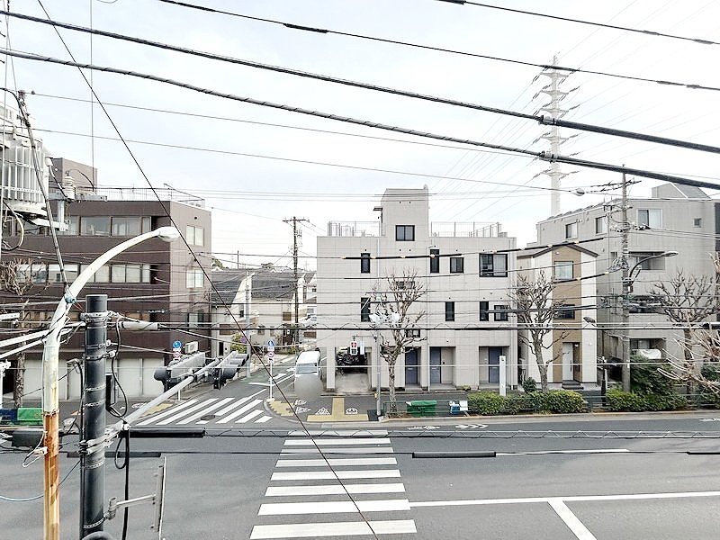 部屋探しは株式会社 タウンハウジング までお気軽にお問合せ下さい。
クレジットカード決済・首都圏を中心直営143店舗 仲介件数全国2位の豊富な実績!諸費用・審査等・何でもご相談下さい。