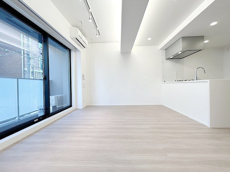 お部屋探しは株式会社 タウンハウジング までお気軽にお問合せ下さい。
クレジットカード決済・首都圏を中心直営143店舗 仲介件数全国2位の豊富な実績!諸費用・審査等・何でもご相談下さい。