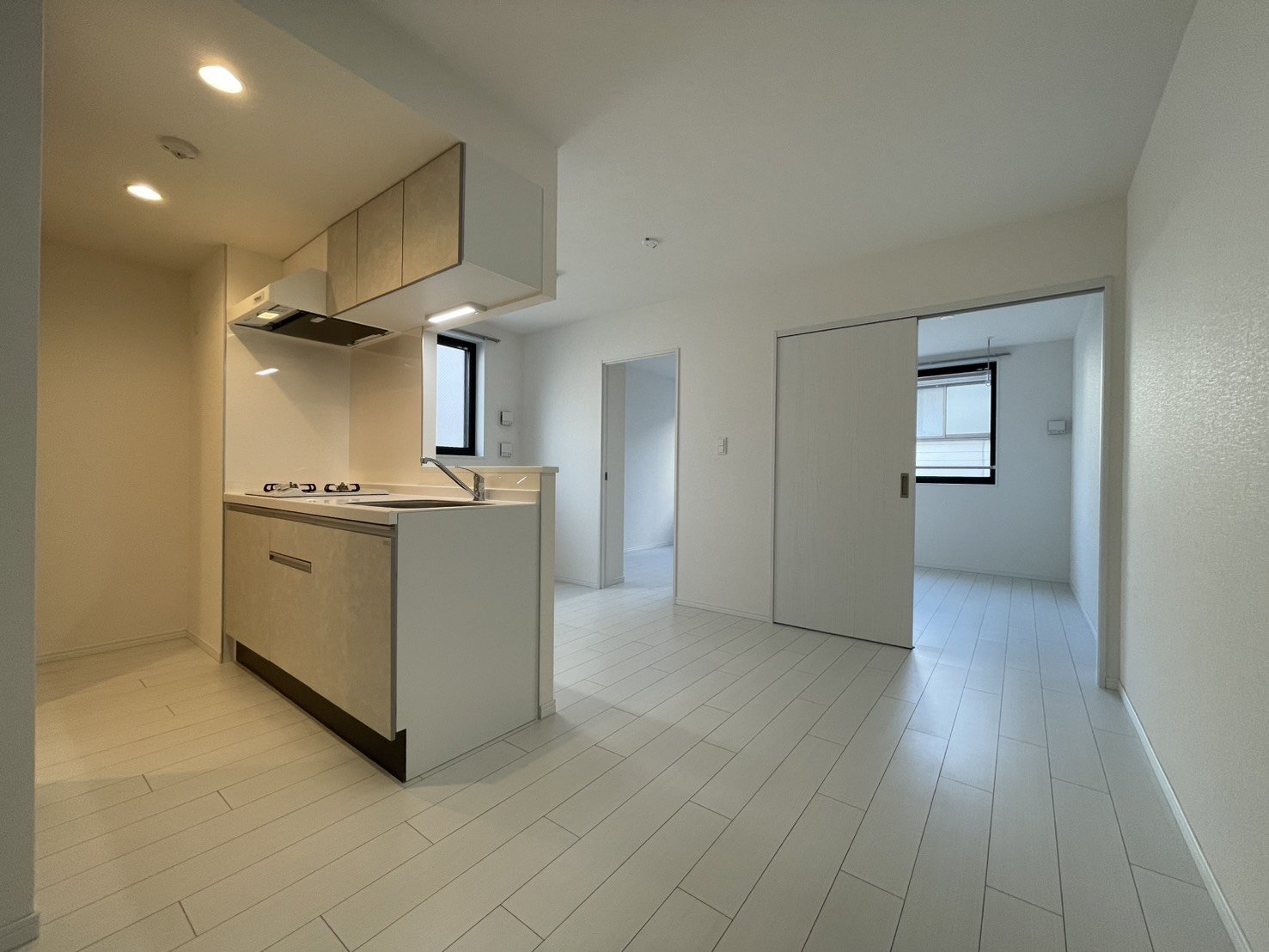 お部屋探しは株式会社 タウンハウジング までお気軽にお問合せ下さい。
クレジットカード決済・首都圏を中心直営143店舗 仲介件数全国2位の豊富な実績!諸費用・審査等・何でもご相談下さい。