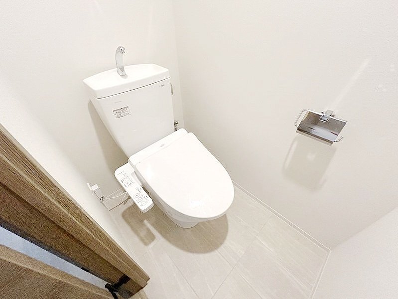 お部屋探しは株式会社 タウンハウジング までお気軽にお問合せ下さい。
クレジットカード決済・首都圏を中心直営143店舗 仲介件数全国2位の豊富な実績!諸費用・審査等・何でもご相談下さい。