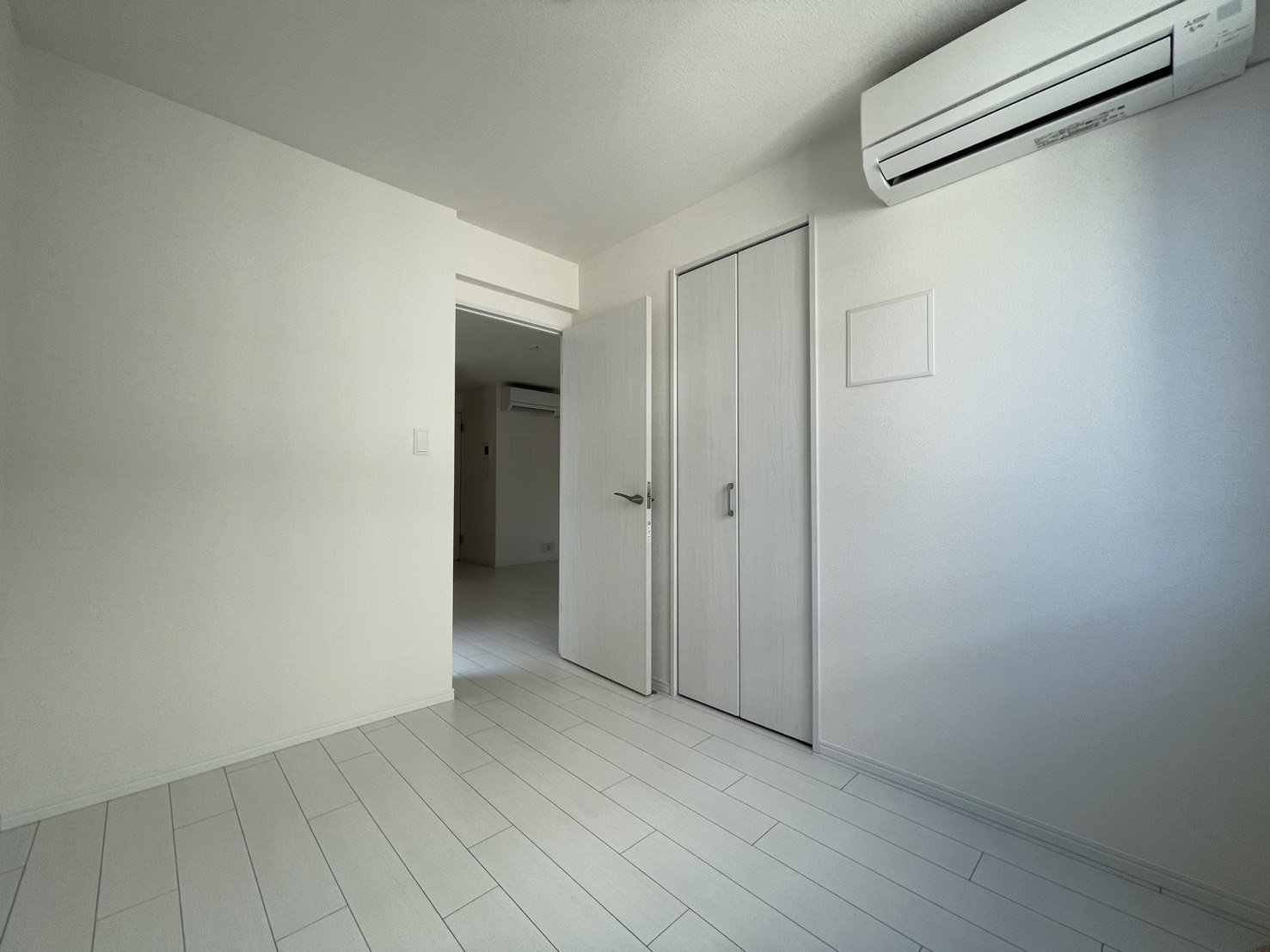 部屋探しは株式会社 タウンハウジング までお気軽にお問合せ下さい。
クレジットカード決済・首都圏を中心直営143店舗 仲介件数全国2位の豊富な実績!諸費用・審査等・何でもご相談下さい。