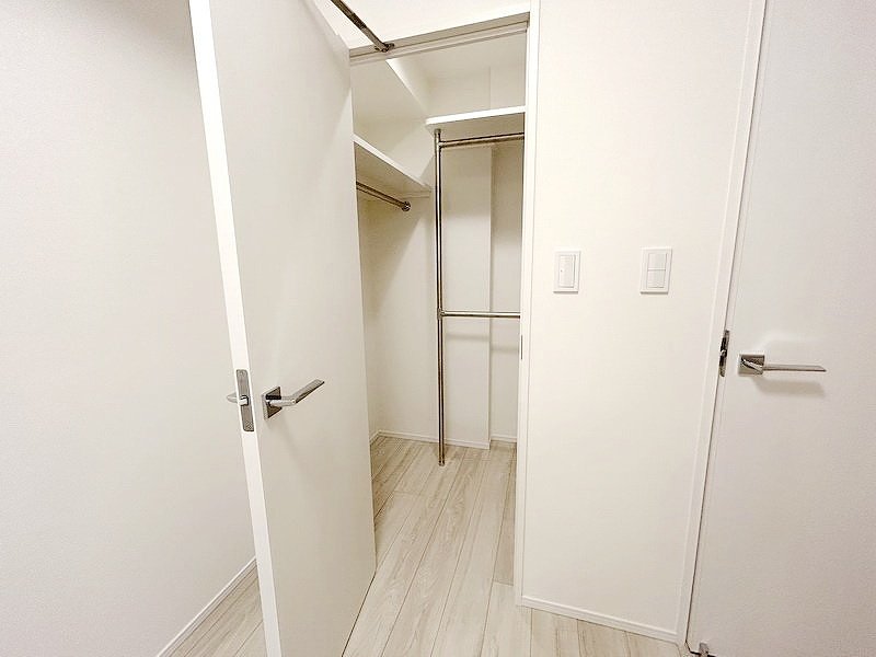 お部屋探しは株式会社 タウンハウジング までお気軽にお問合せ下さい。
クレジットカード決済・首都圏を中心直営143店舗 仲介件数全国2位の豊富な実績!諸費用・審査等・何でもご相談下さい。