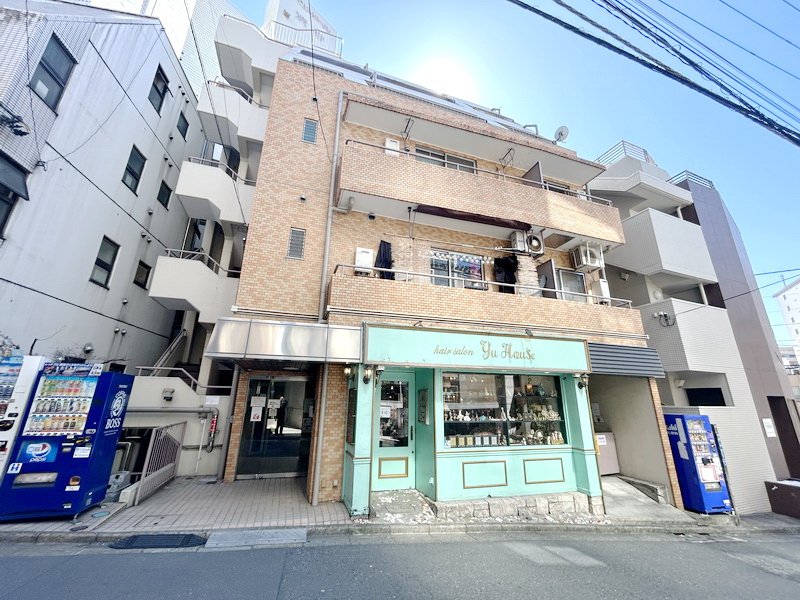 部屋探しは株式会社 タウンハウジング までお気軽にお問合せ下さい。
クレジットカード決済・首都圏を中心直営143店舗 仲介件数全国2位の豊富な実績!諸費用・審査等・何でもご相談下さい。