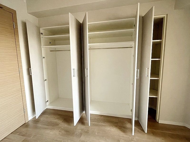 お問合せは(株)タウンハウジングレジデンス事業部 赤坂店・恵比寿店までお問合せ下さい。