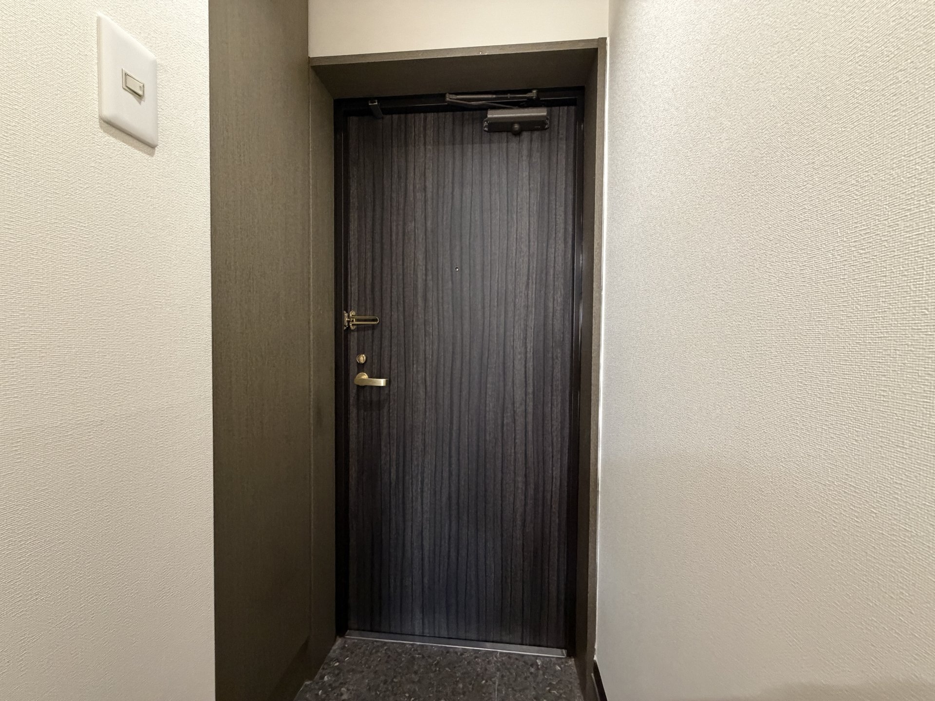 お部屋探しは株式会社 タウンハウジング までお気軽にお問合せ下さい。
クレジットカード決済・首都圏を中心直営143店舗 仲介件数全国2位の豊富な実績!諸費用・審査等・何でもご相談下さい。