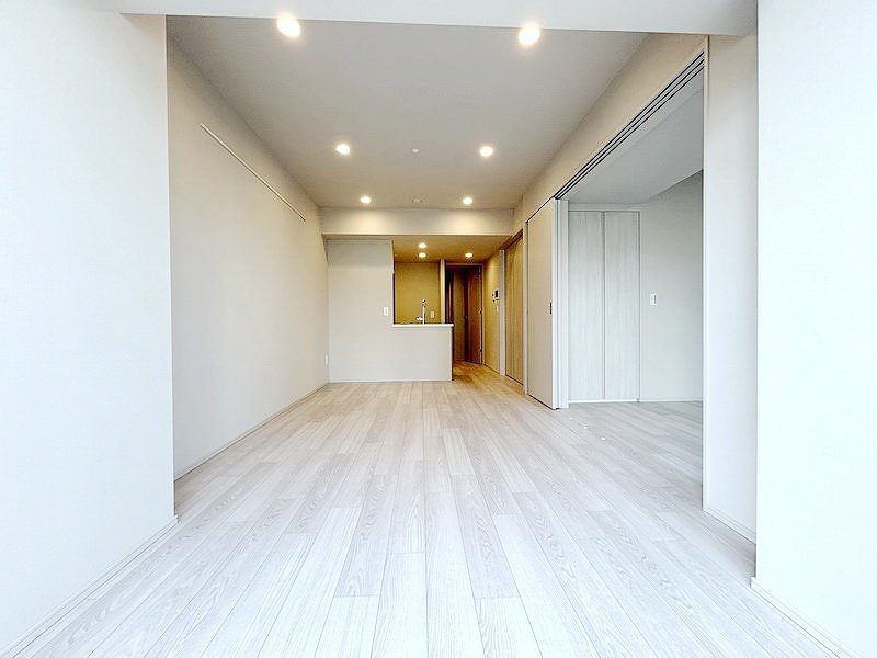 部屋探しは株式会社 タウンハウジング までお気軽にお問合せ下さい。
クレジットカード決済・首都圏を中心直営143店舗 仲介件数全国2位の豊富な実績!諸費用・審査等・何でもご相談下さい。