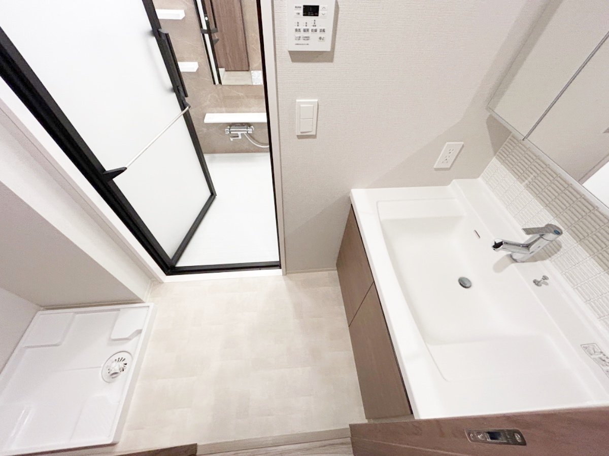 お部屋探しは株式会社 タウンハウジング までお気軽にお問合せ下さい。
クレジットカード決済・首都圏を中心直営143店舗 仲介件数全国2位の豊富な実績!諸費用・審査等・何でもご相談下さい。