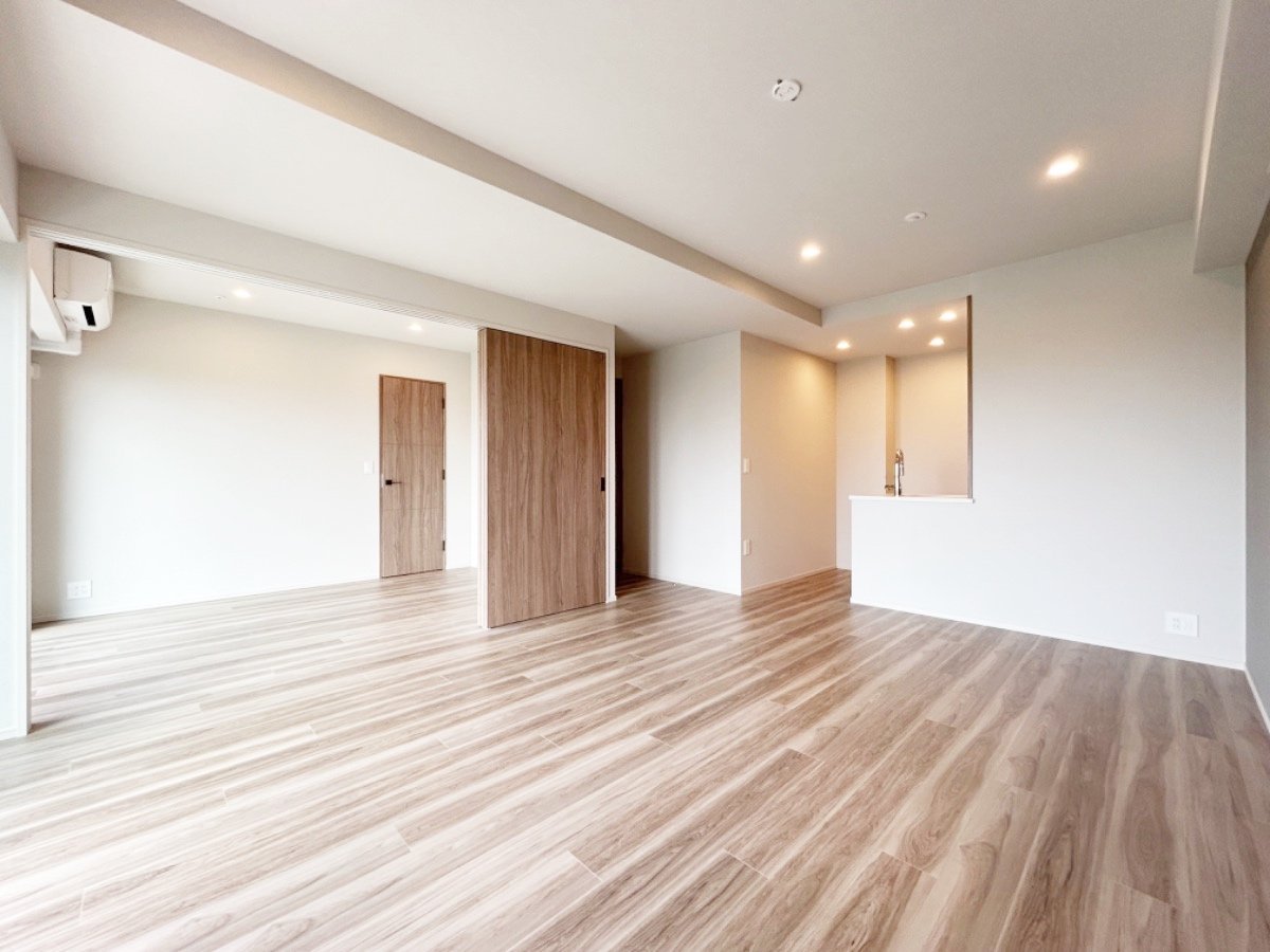 お部屋探しは株式会社 タウンハウジング までお気軽にお問合せ下さい。
クレジットカード決済・首都圏を中心直営143店舗 仲介件数全国2位の豊富な実績!諸費用・審査等・何でもご相談下さい。