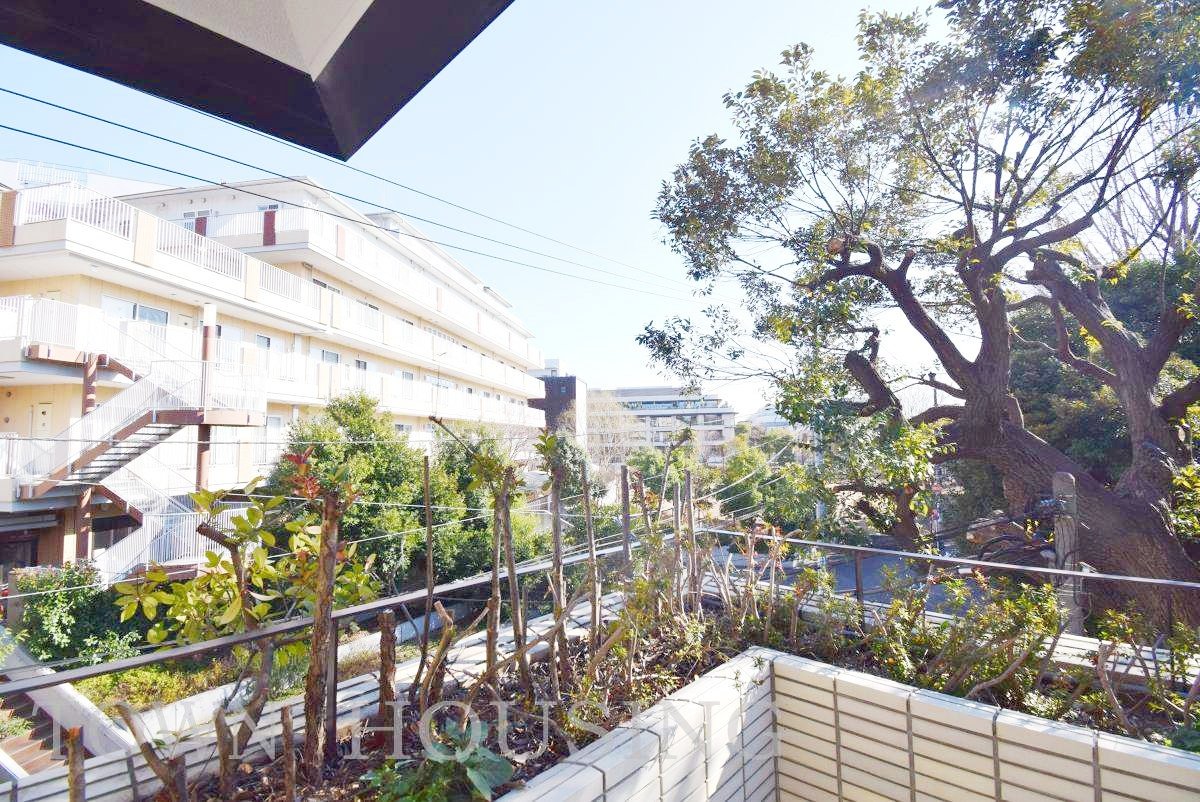 お部屋探しは株式会社 タウンハウジング までお気軽にお問合せ下さい。
クレジットカード決済・首都圏を中心直営143店舗 仲介件数全国2位の豊富な実績!諸費用・審査等・何でもご相談下さい。