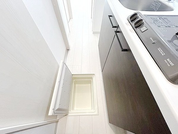 お部屋探しは株式会社 タウンハウジング までお気軽にお問合せ下さい。
クレジットカード決済・首都圏を中心直営143店舗 仲介件数全国2位の豊富な実績!諸費用・審査等・何でもご相談下さい。