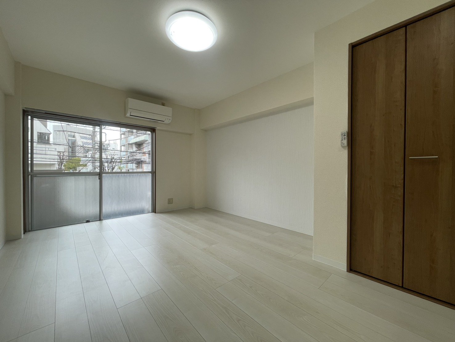 お部屋探しは株式会社 タウンハウジング までお気軽にお問合せ下さい。
クレジットカード決済・首都圏を中心直営143店舗 仲介件数全国2位の豊富な実績!諸費用・審査等・何でもご相談下さい。