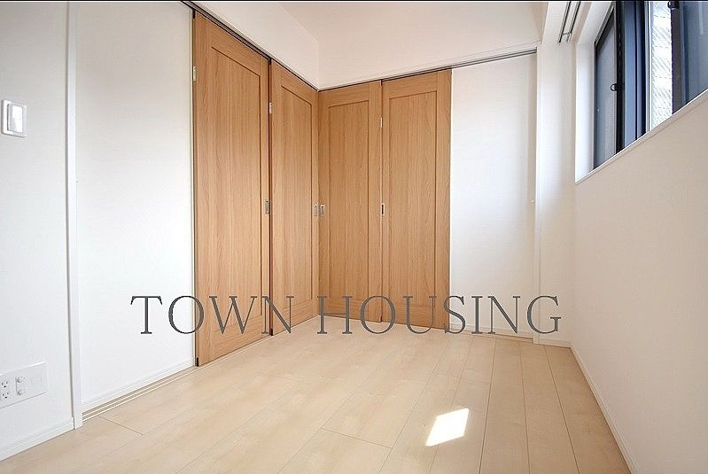 お部屋探しは株式会社 タウンハウジング までお気軽にお問合せ下さい。
クレジットカード決済・首都圏を中心直営143店舗 仲介件数全国2位の豊富な実績!諸費用・審査等・何でもご相談下さい。