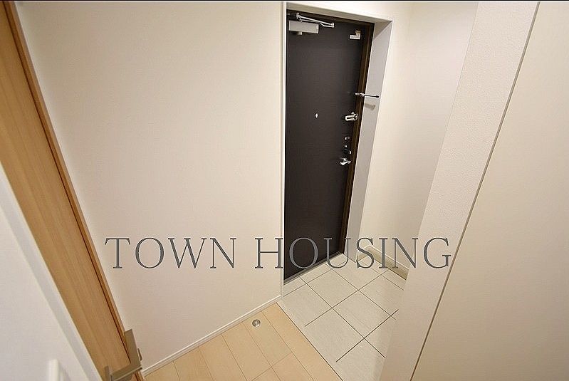 お部屋探しは株式会社 タウンハウジング までお気軽にお問合せ下さい。
クレジットカード決済・首都圏を中心直営143店舗 仲介件数全国2位の豊富な実績!諸費用・審査等・何でもご相談下さい。