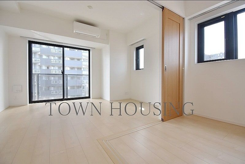 お部屋探しは株式会社 タウンハウジング までお気軽にお問合せ下さい。
クレジットカード決済・首都圏を中心直営143店舗 仲介件数全国2位の豊富な実績!諸費用・審査等・何でもご相談下さい。