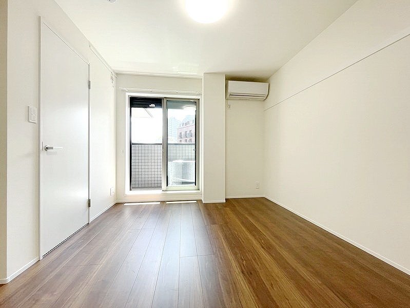 お部屋探しは株式会社 タウンハウジング までお気軽にお問合せ下さい。
クレジットカード決済・首都圏を中心直営143店舗 仲介件数全国2位の豊富な実績!諸費用・審査等・何でもご相談下さい。