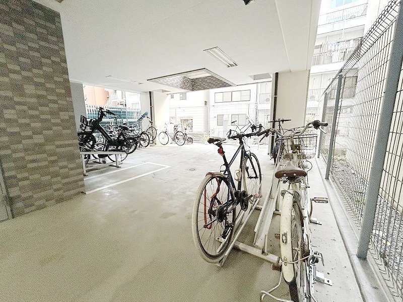 部屋探しは株式会社 タウンハウジング までお気軽にお問合せ下さい。
クレジットカード決済・首都圏を中心直営143店舗 仲介件数全国2位の豊富な実績!諸費用・審査等・何でもご相談下さい。