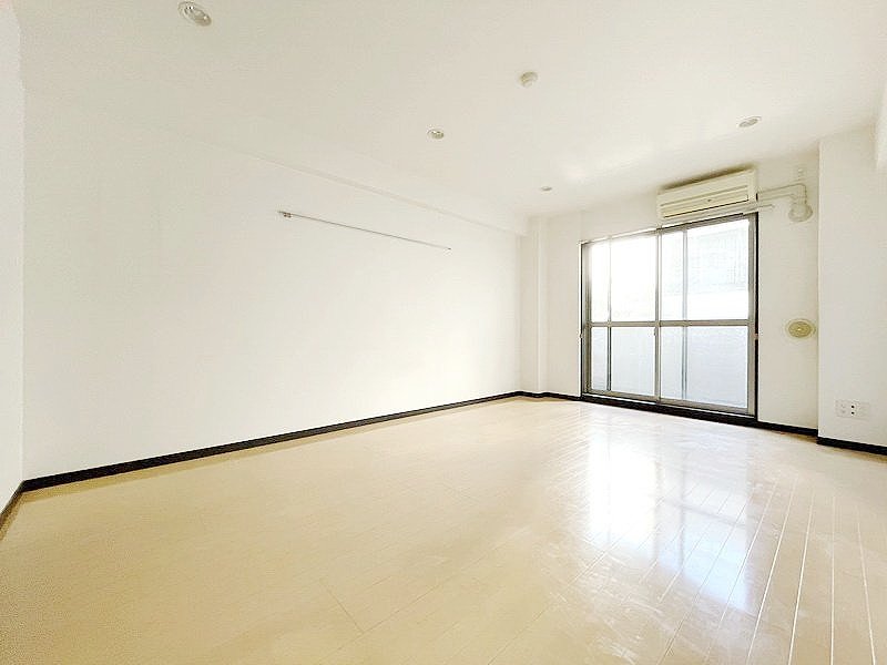 お部屋探しは株式会社 タウンハウジング までお気軽にお問合せ下さい。
クレジットカード決済・首都圏を中心直営143店舗 仲介件数全国2位の豊富な実績!諸費用・審査等・何でもご相談下さい。