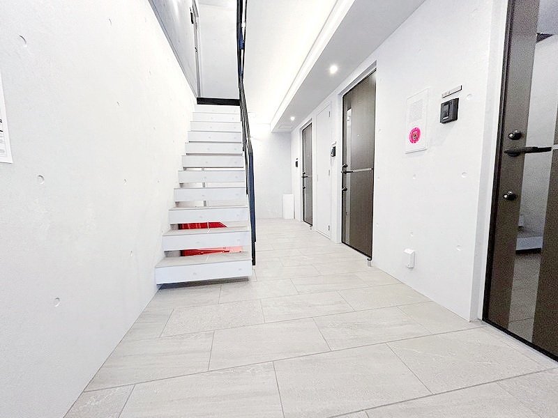 部屋探しは株式会社 タウンハウジング までお気軽にお問合せ下さい。
クレジットカード決済・首都圏を中心直営143店舗 仲介件数全国2位の豊富な実績!諸費用・審査等・何でもご相談下さい。