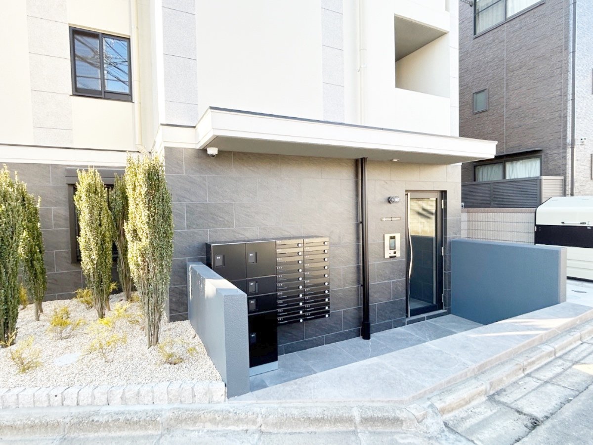 部屋探しは株式会社 タウンハウジング までお気軽にお問合せ下さい。
クレジットカード決済・首都圏を中心直営143店舗 仲介件数全国2位の豊富な実績!諸費用・審査等・何でもご相談下さい。