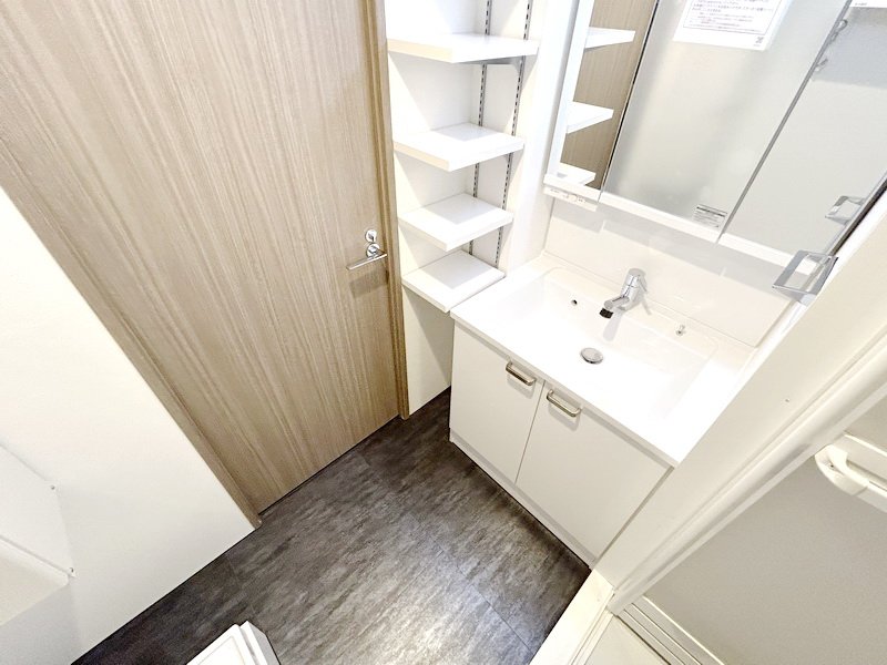 お部屋探しは株式会社 タウンハウジング までお気軽にお問合せ下さい。
クレジットカード決済・首都圏を中心直営143店舗 仲介件数全国2位の豊富な実績!諸費用・審査等・何でもご相談下さい。